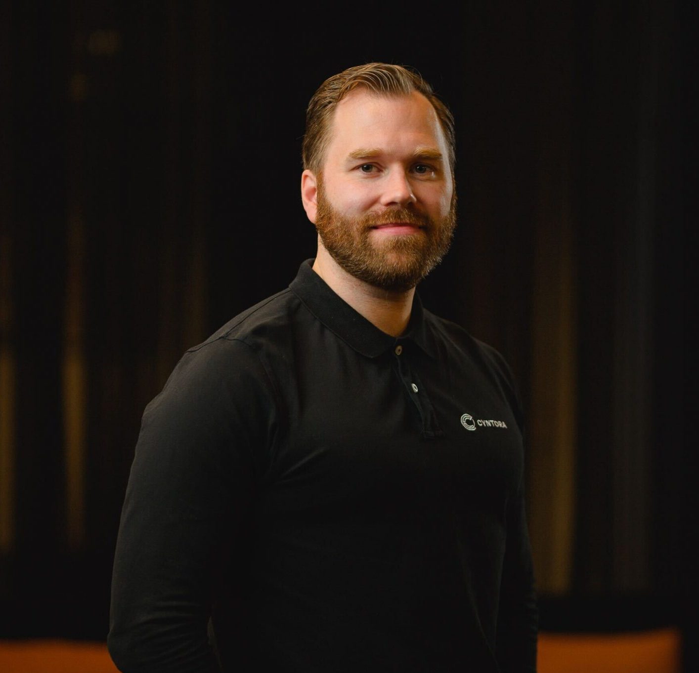 Dennis Theux Cyntora marknadsföringsbyrå